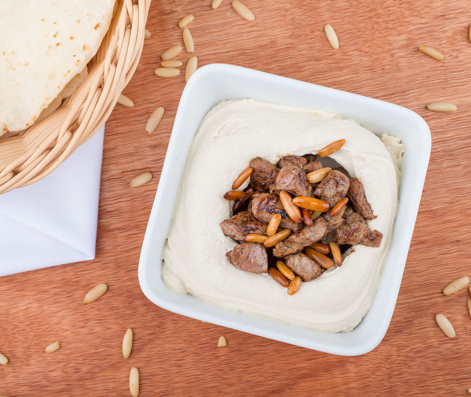Fatteh met kikkererwten en yoghurt