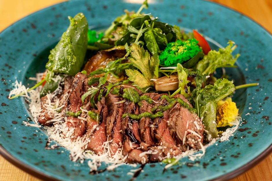 Rucola met parmezaan en pijnboompitten