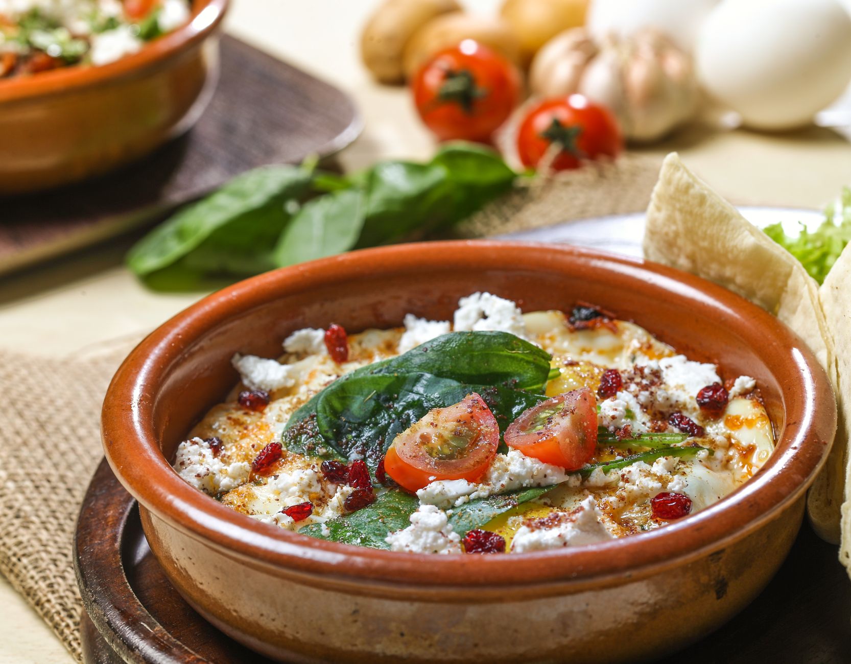 Spinazie-aardappelovenschotel met feta